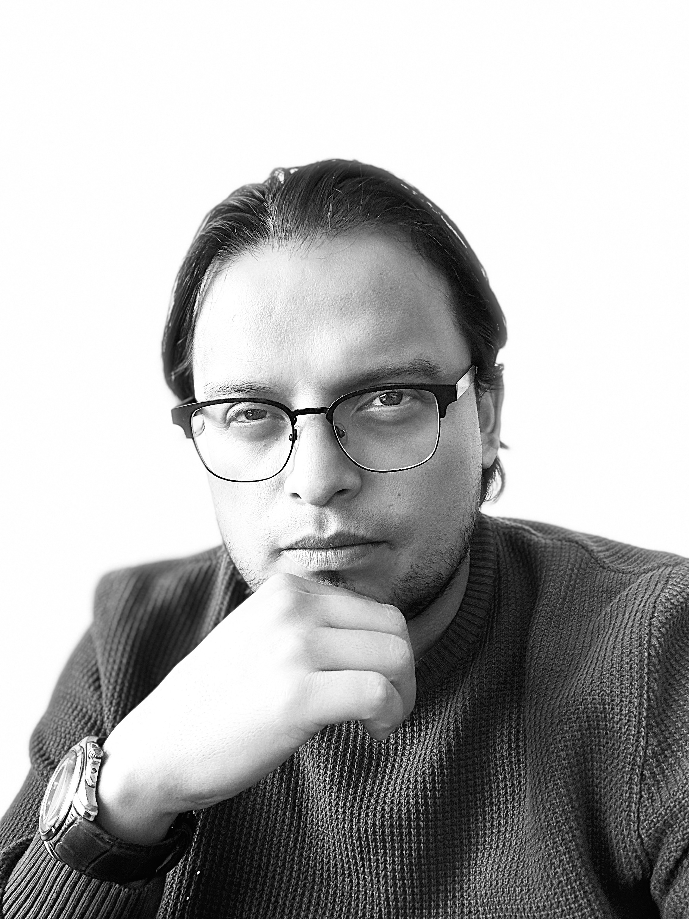 Dr. Hugo Alexer Pérez